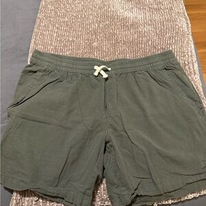 No Boundaries Olive Green Shorts